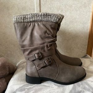 NEW! Torrid Grey Sweater Top Double Buckle Moto Boots - Sz 10WW Wide Width